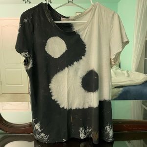 ying & yang top